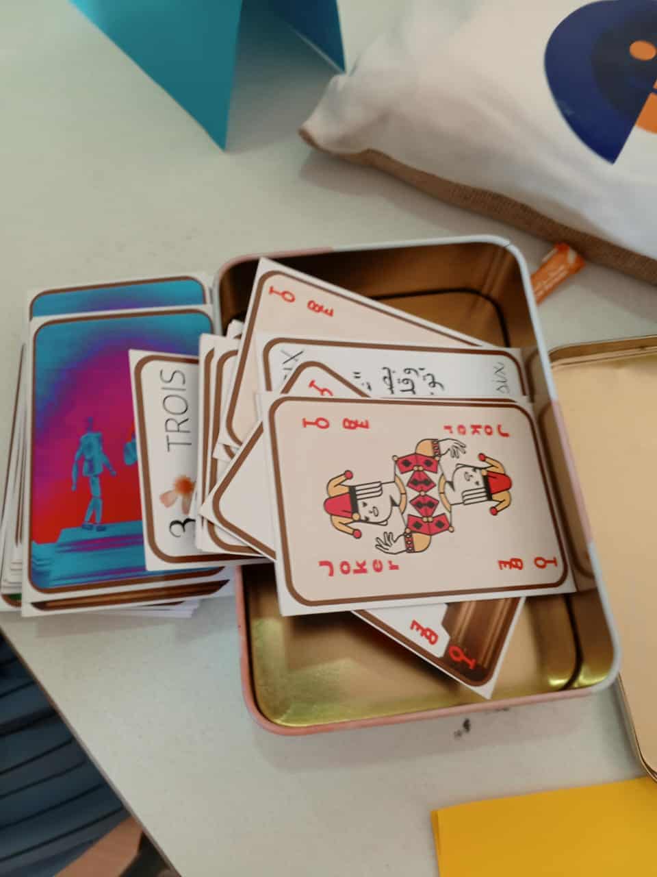 صور مع بعض الطلبة المشاركين